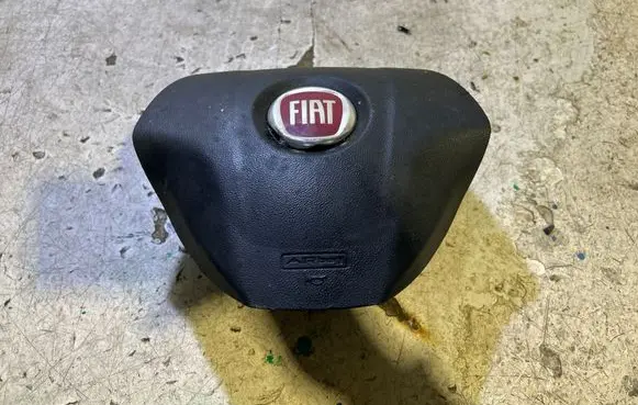 Steering wheel airbag