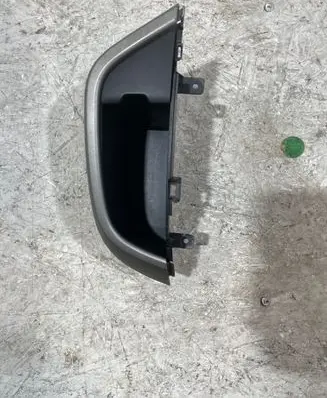 Chevrolet Sonic Front trunk storage compartment 95952557