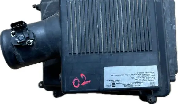 Cadillac Escalade IV Air filter box 84061302