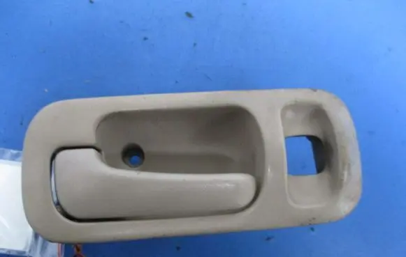 Honda Odyssey Front door interior handle
