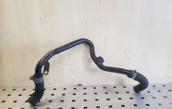 Volkswagen Touareg I Engine coolant pipe/hose 059121064C