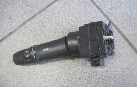 Mitsubishi Outlander Indicator stalk 17D706