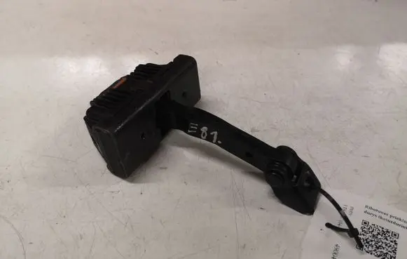 BMW 1 E81 E87 Front door check strap stopper 7164623