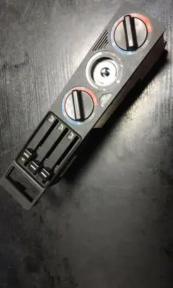 BMW 5 E34 Climate control unit 8351110