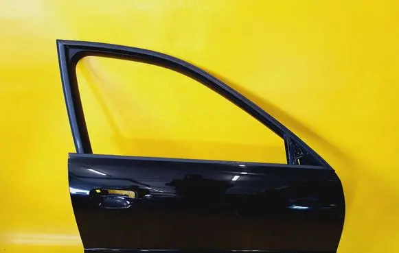 Audi A4 S4 B5 8D Front door