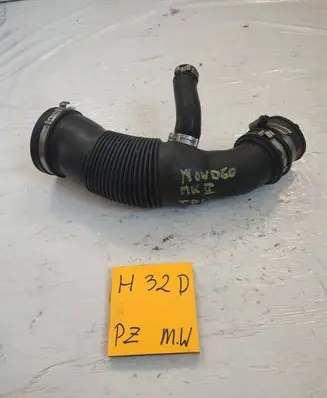 Ford Mondeo Mk III Intercooler hose/pipe 9746446