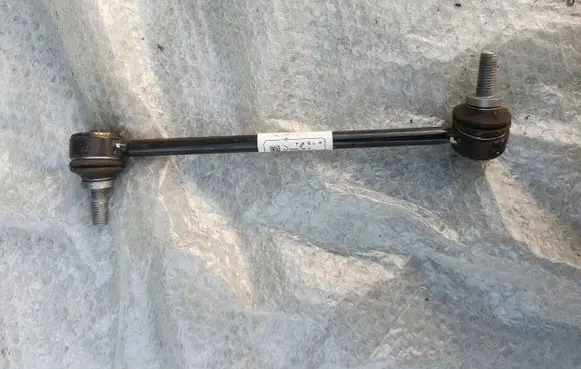 Tesla Model 3 Rear anti-roll bar/stabilizer link 118839600B