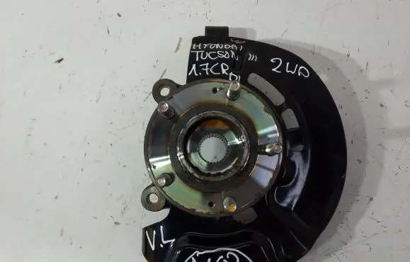 Hyundai Tucson TL Front wheel hub spindle knuckle