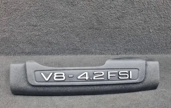 Audi A6 S6 C6 4F Engine cover (trim) 079103927J