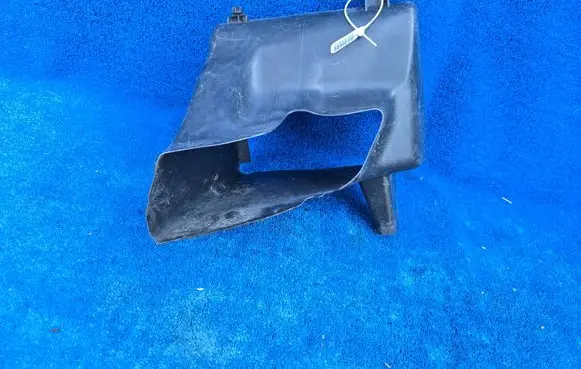 BMW 6 F12 F13 Intercooler air guide/duct channel 7211517