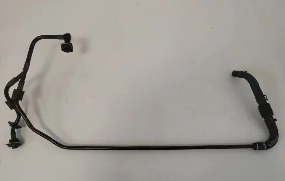 Audi e-tron Engine coolant pipe/hose 4KL121081C
