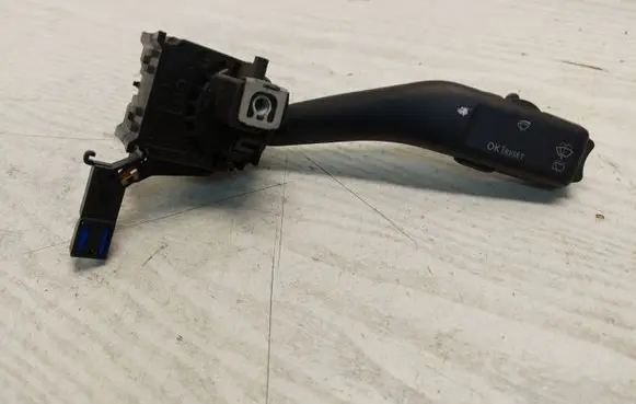Skoda Octavia Mk2 (1Z) Wiper control stalk 1K0953519A 01203506 20350650167192