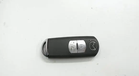Mazda 3 III Ignition key/card SKE13E01ACR SKE13E01