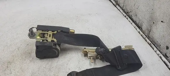 Mercedes-Benz ML W163 Rear seatbelt A1638602085
