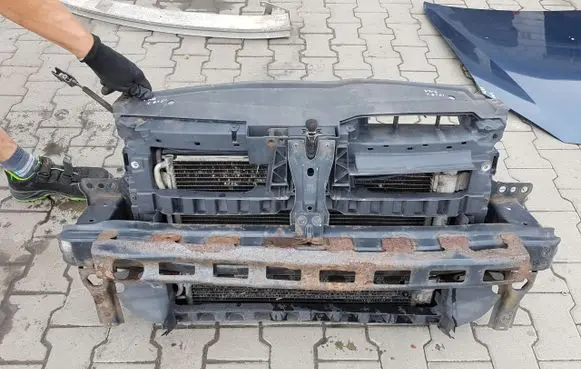 Volkswagen Golf VI Front piece kit 
