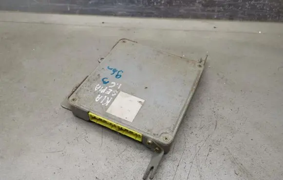 KIA Sephia Engine control unit/module