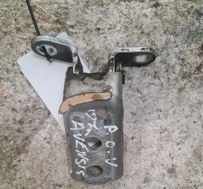 Toyota Avensis T250 Front door upper hinge