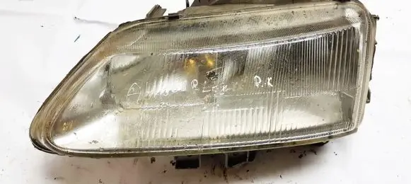 Renault Laguna I Headlight/headlamp