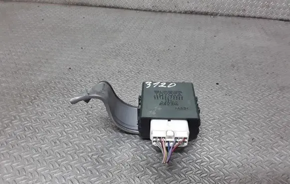 Lexus IS 220D-250-350 Door control unit/module 8597053030