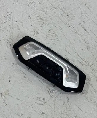 BMW 4 G22 G23 G24 G26 Front seat light 791081101 L367016