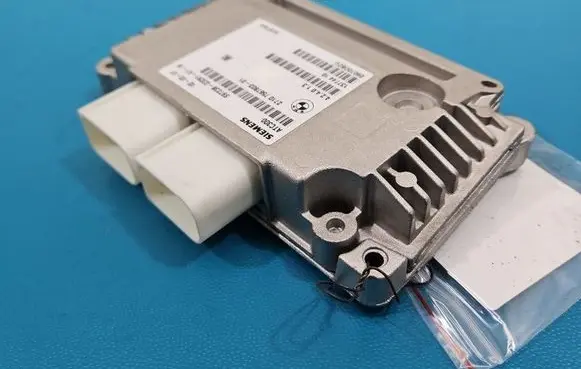 BMW 3 E90 E91 Central body control module 7567803 IMPRK1586031