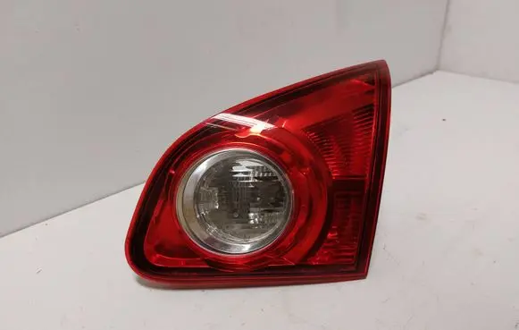 Nissan Qashqai Tailgate rear/tail lights 26550jd800 89834064