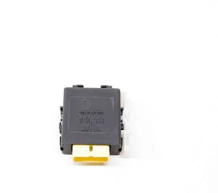 Lexus NX Door central lock control unit/module 8597042010 0515004280