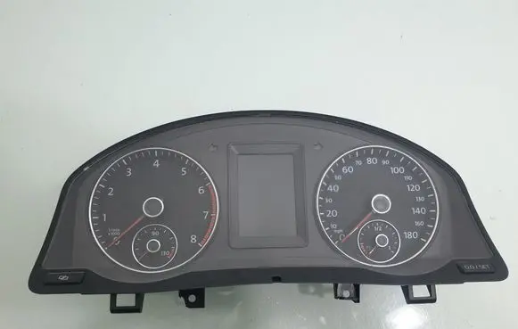 Volkswagen Scirocco Speedometer (instrument cluster) 1K8920962