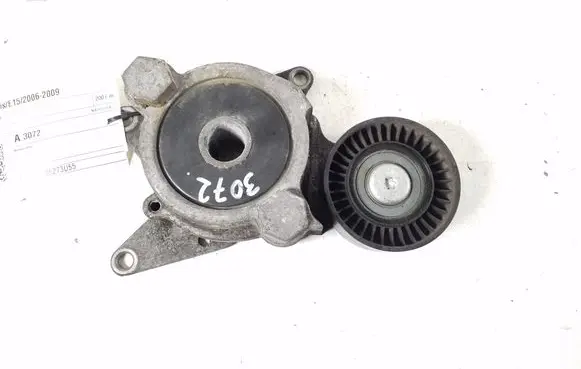 Toyota Auris 150 Timing belt/chain tensioner 16620-0R010