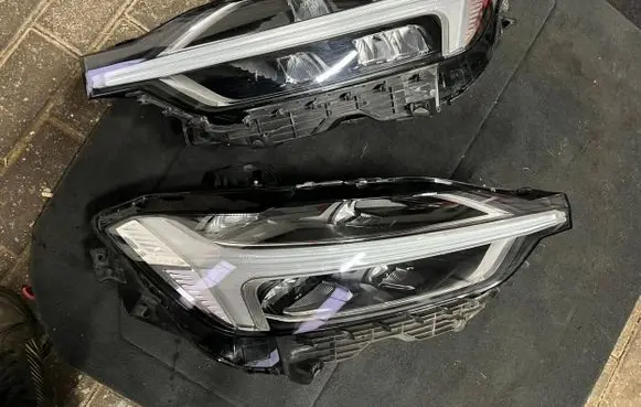 Volvo XC60 Headlight/headlamp