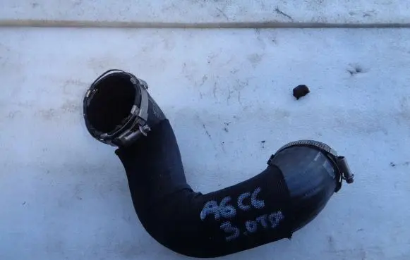 Audi A6 S6 C6 4F Intercooler hose/pipe 5463513213