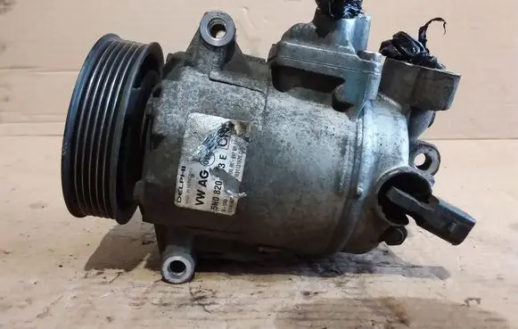 Volkswagen Caddy Air conditioning (A/C) compressor (pump) 5N0820803E