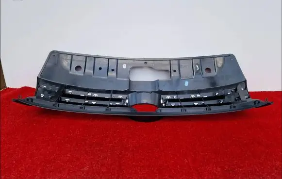 Volkswagen Amarok Front bumper upper radiator grill 2H7853651