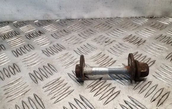 Volkswagen Sharan Rear suspension camber bolt 