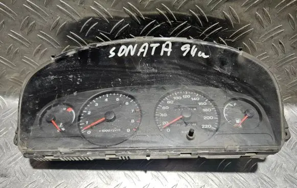 Hyundai Sonata Speedometer (instrument cluster) MC03002600Z 940118