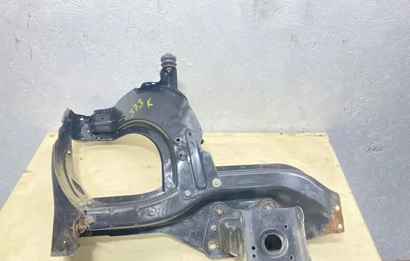 Mercedes-Benz ML W164 Headlight/headlamp mounting bracket
