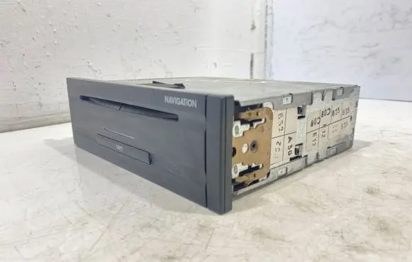 Volkswagen Phaeton Navigation unit CD/DVD player 3D0919887E H16S0168 A2C53082228
