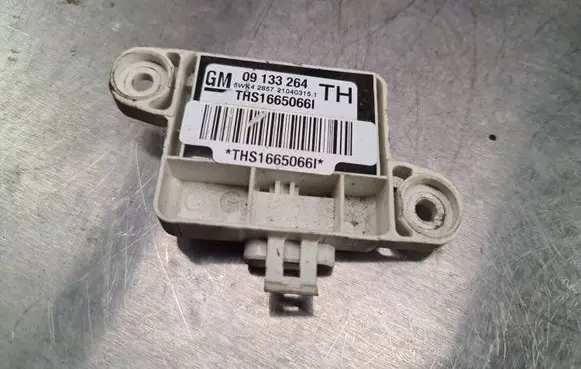 Opel Zafira A Airbag deployment crash/impact sensor 09133264 5WK42857 THS16650661