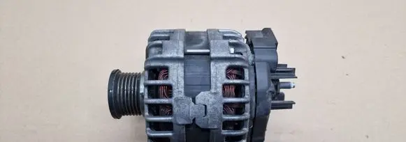 Nissan Qashqai Generator/alternator 231004BE0BF