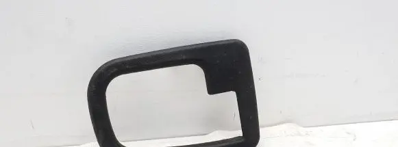 BMW 3 E36 Front door handle cover 51228219024