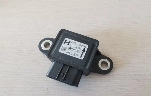 Nissan Leaf I (ZE0) ESP acceleration yaw rate sensor 47930JG200