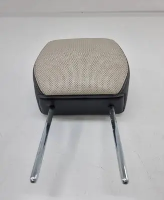 Land Rover Range Rover Evoque L538 Front seat headrest 