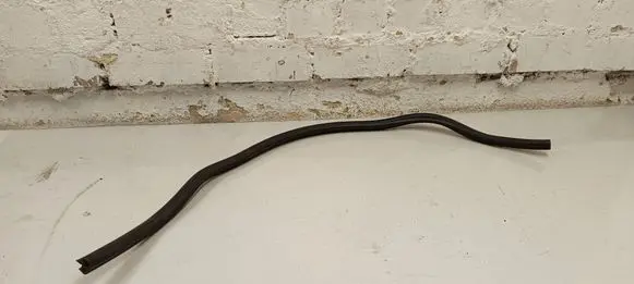 Porsche Cayenne (92A) Engine compartment rubber 7p5823727b