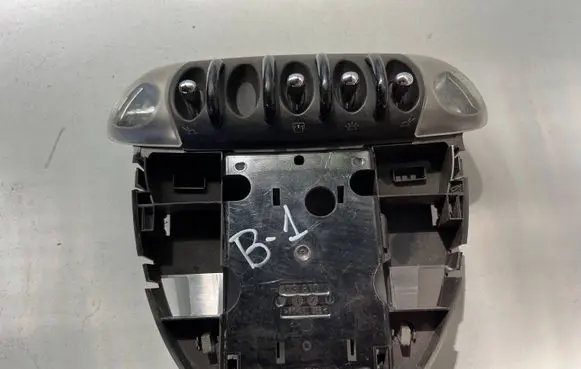Mini One - Cooper Clubman R55 Front seat light 3422624 15052704 241546A