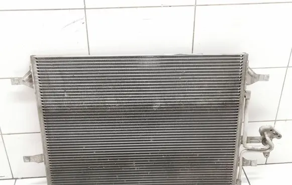 Volvo XC60 A/C cooling radiator (condenser) 31332027 993880l