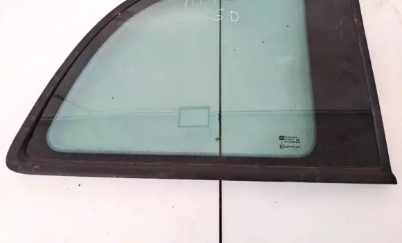 Opel Zafira A Rear side window 90579312 90579314
