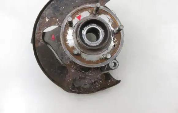 Chevrolet Captiva Front wheel hub spindle knuckle 