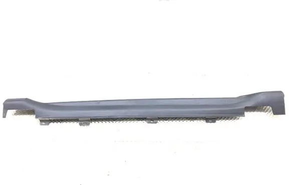 Front sill (body part)
