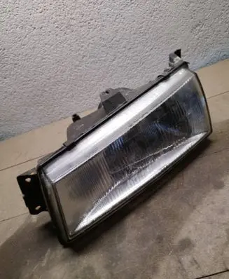 Hyundai Pony Headlight/headlamp 1010490