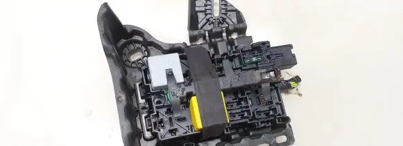 Peugeot 208 Fuse box set 9806192580 66652x